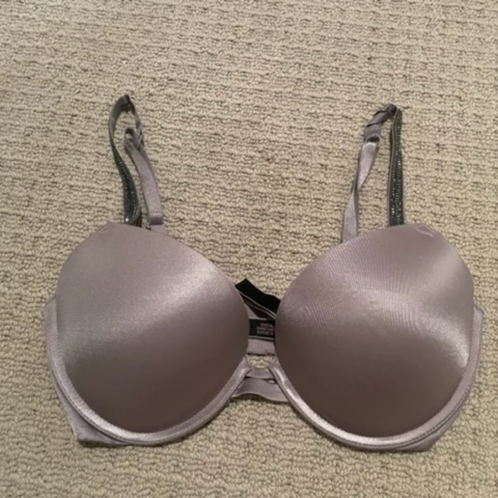 EUC VS Very Sexy Pushup 32DD